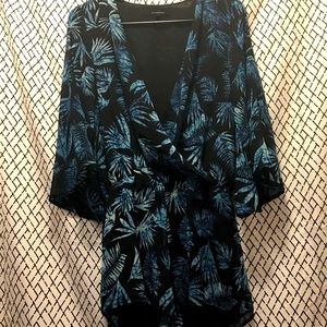 NWOT!! Printed romper!😊